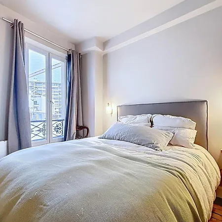 Family Haven Near The Buttes-chaumont Apartment *