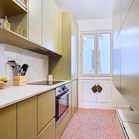 Family Haven Near The Buttes-chaumont * Paris