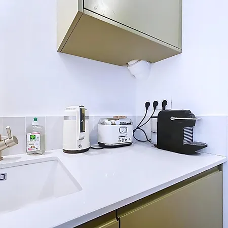 Family Haven Near The Buttes-chaumont Apartment Paris
