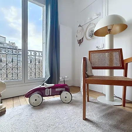 Apartment Family Haven Near The Buttes-chaumont *