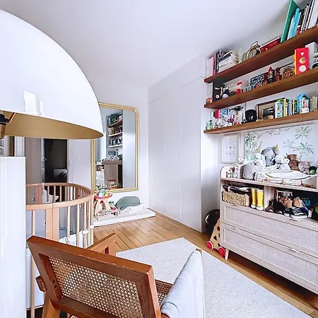 Family Haven Near The Buttes-chaumont
